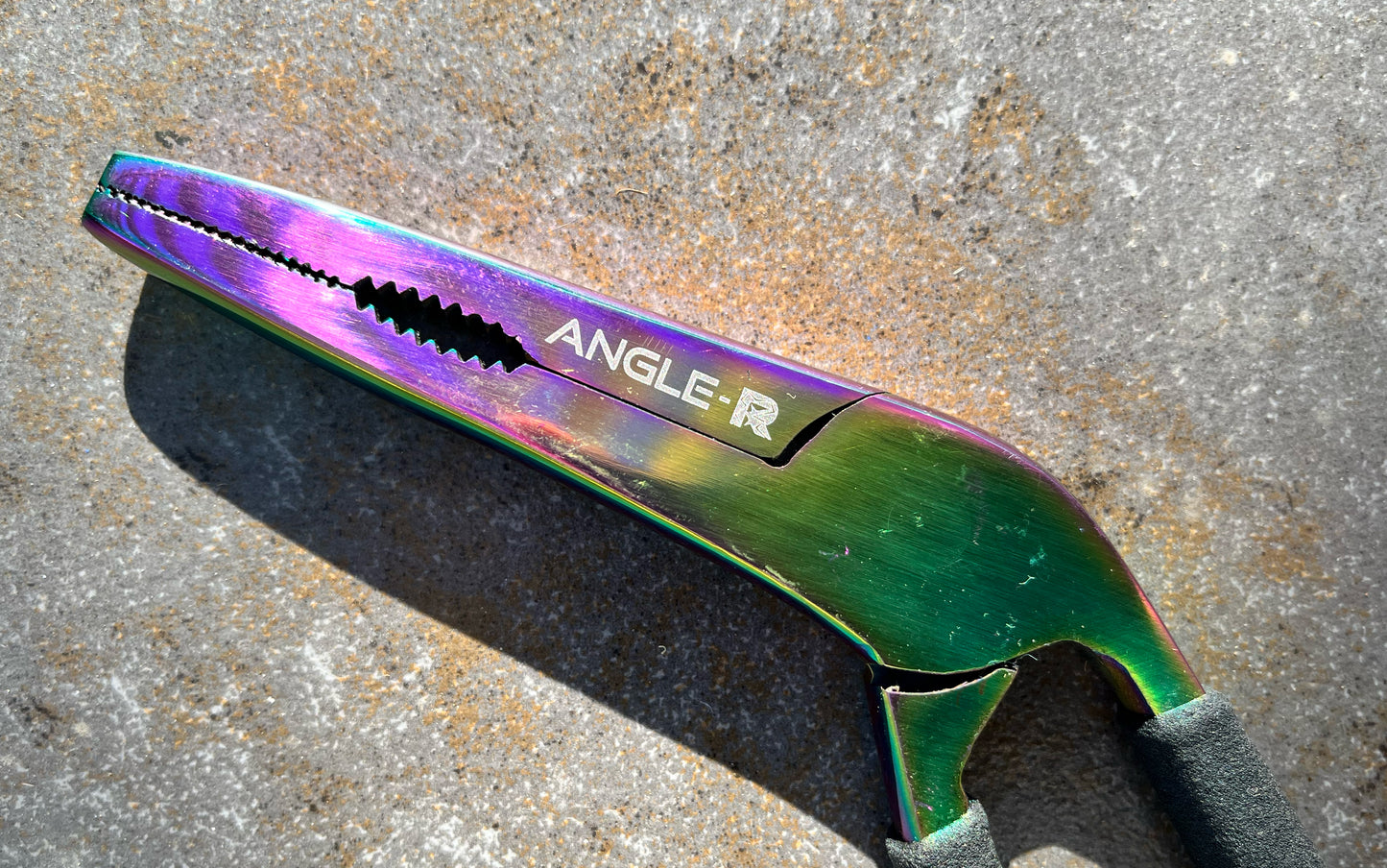 Angle-R Ergonomic Pliers w/ Leather Sheath & Braid Scissors
